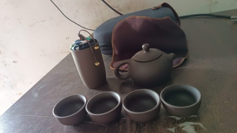 04b61f8b-266a-4db1-8959-afeb49dd9612.jpg Portable Kung Fu Tea Set � Complete 6-Piece Travel Kit for Tea Lovers