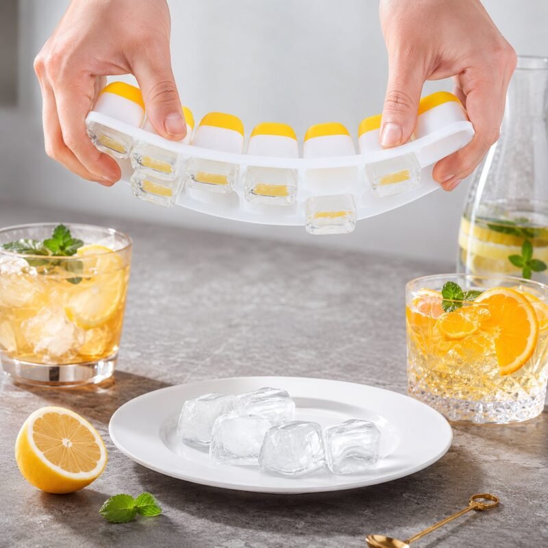 Ice Cube Tray with Spill-Proof Lid � Effortless Ice Making and Space Saving