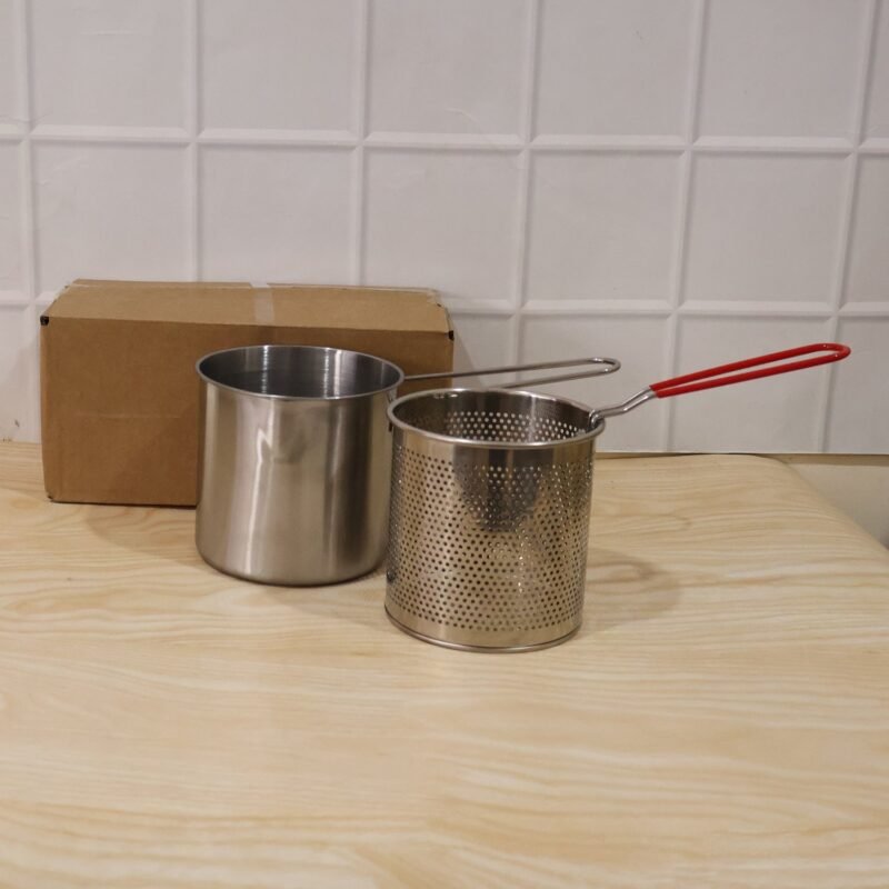 Stainless Steel Deep Frying Pot � Compact, Durable & Easy to Use