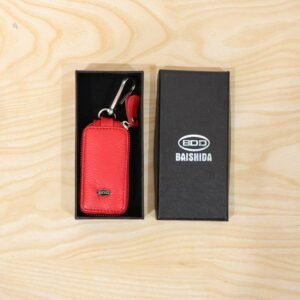 Leather Car Key Case � Durable & Compact with Snap Hook for Easy Carrying