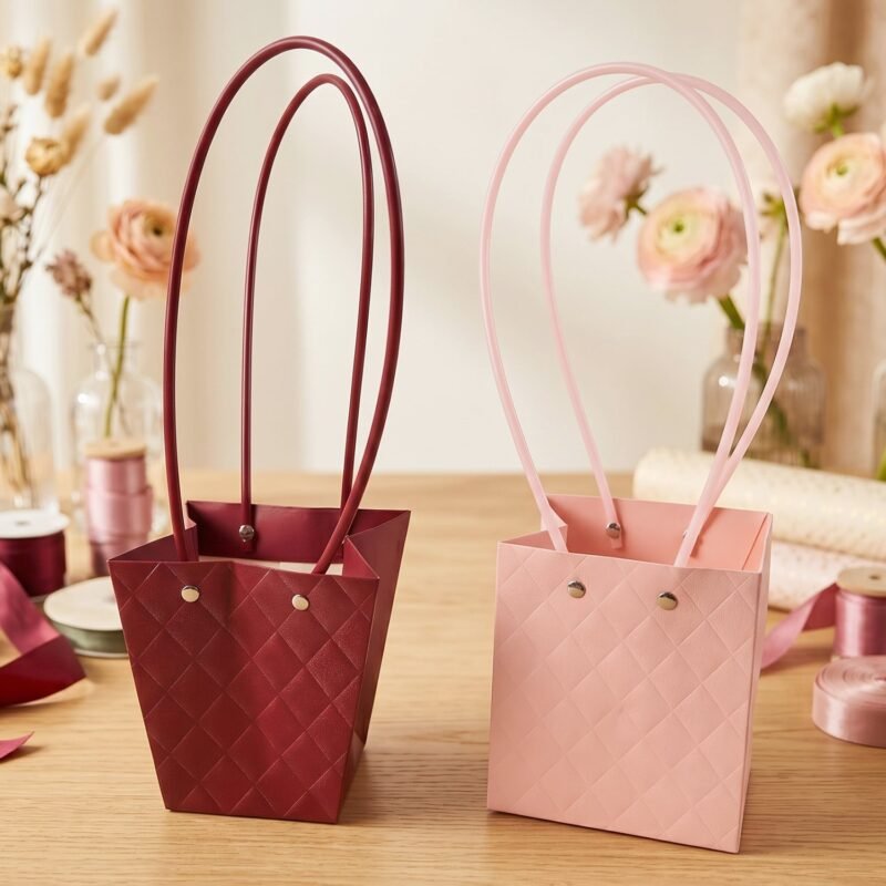 Foldable Flower Packaging Bag � Elegant & Water-Resistant Design