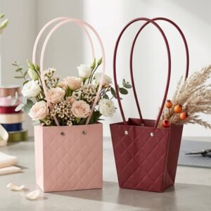 Foldable Flower Packaging Bag � Elegant & Water-Resistant Design