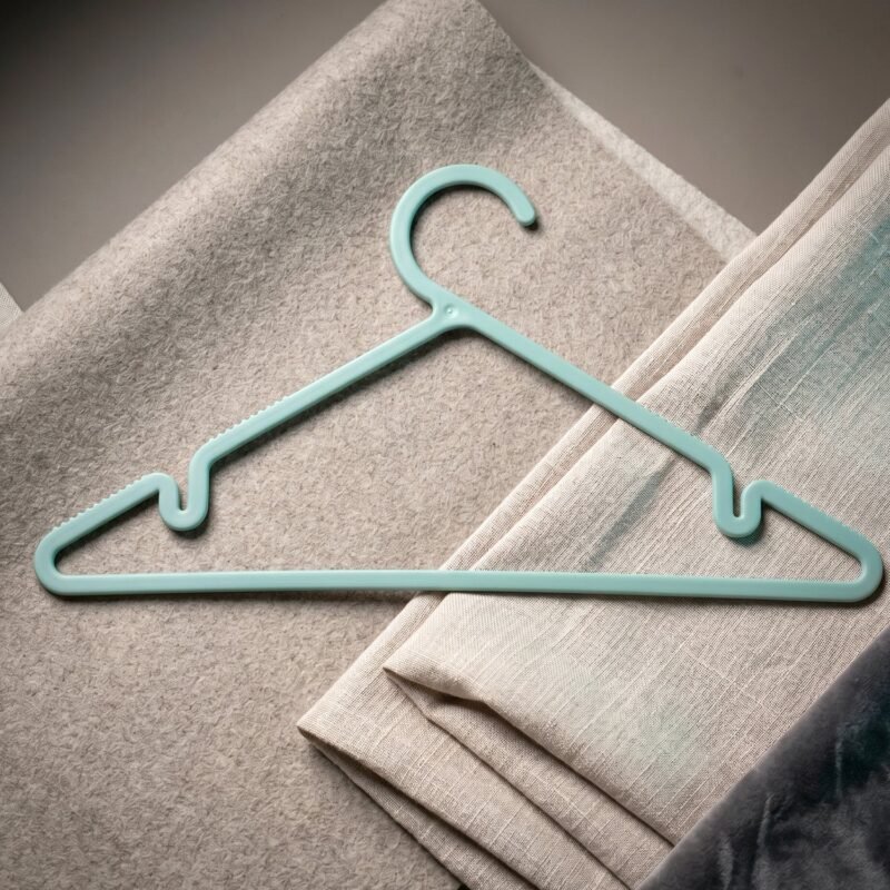Plastic-Clothes-Hanger-4.jpg Plastic Clothes Hangers � Non-Slip Design for Safe Grip and Organization