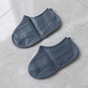 Reusable Waterproof Silicone Shoe Cover � Stay Dry & Non-Slip