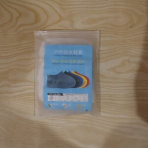 Reusable Waterproof Silicone Shoe Cover � Stay Dry & Non-Slip