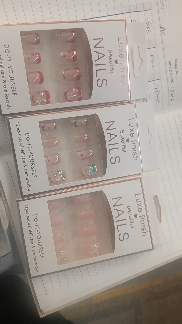 Press-On Nails � Reusable False Nail Set with Strong Glue for Equally Glam Looks