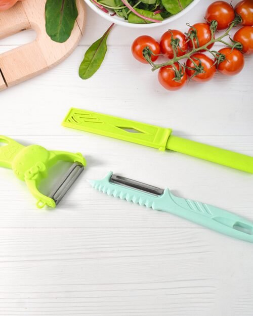 01_5a06ef67-4323-4e1c-8083-6582bef91531.jpg Kitchen Vegetable Peelers � 3 Piece Set with Non-slip Handles