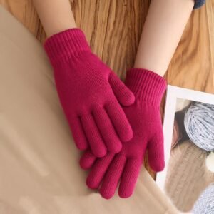 02_3ed18843-052d-4d0d-9b6e-d4f758cc137c.jpg Moisturizing Gloves – Soft Hydration for Dry & Cracked Hands