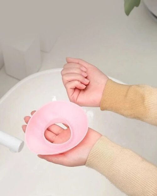 02_Wristbands.jpg Silicone Wrist Water Stopper � Prevents Water Runoff Easily