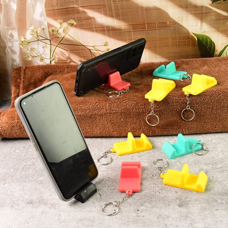 Mobile Stand Keychain – Compact 2-in-1 Phone Holder