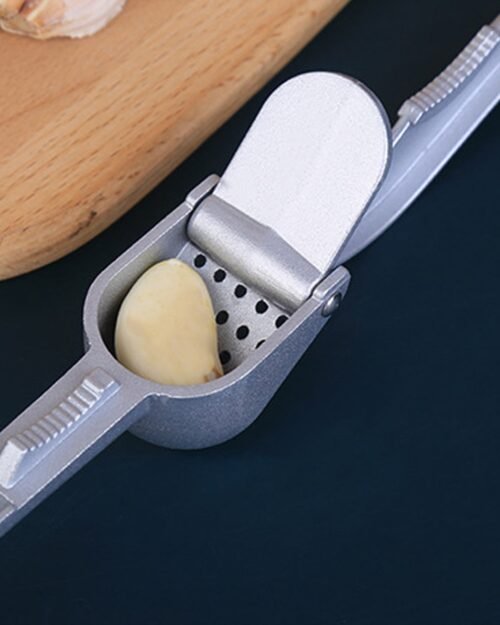 Aluminum Garlic Press – Easy-to-Use Kitchen Tool | ToolMate Pro