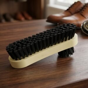 04shoebrush.jpg Shoe Cleaning Brush � Dual Action 2-in-1 for Effective Footwear Care