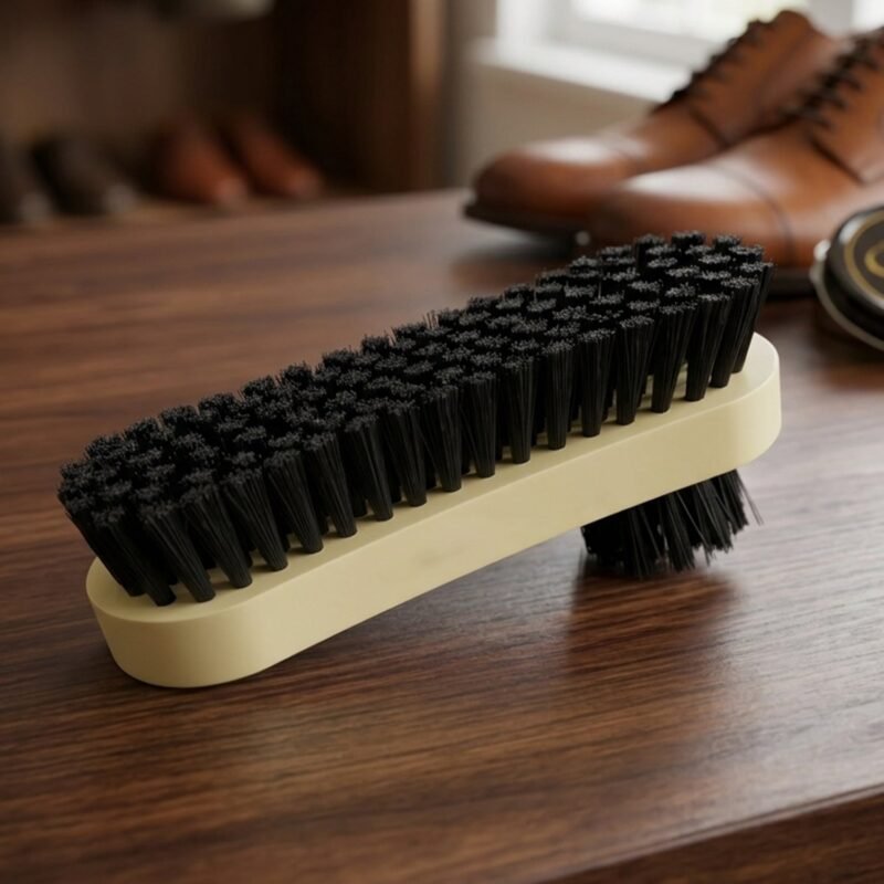 04shoebrush.jpg Shoe Cleaning Brush � Dual Action 2-in-1 for Effective Footwear Care