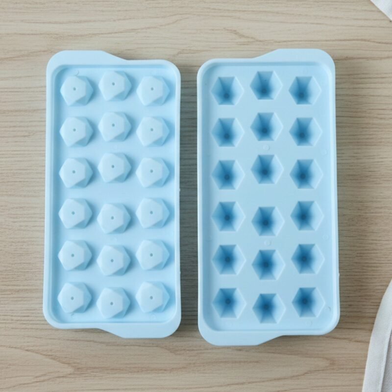 Plastic Ice Cube Tray – Multiple Ice Cubes for Quick Freezing