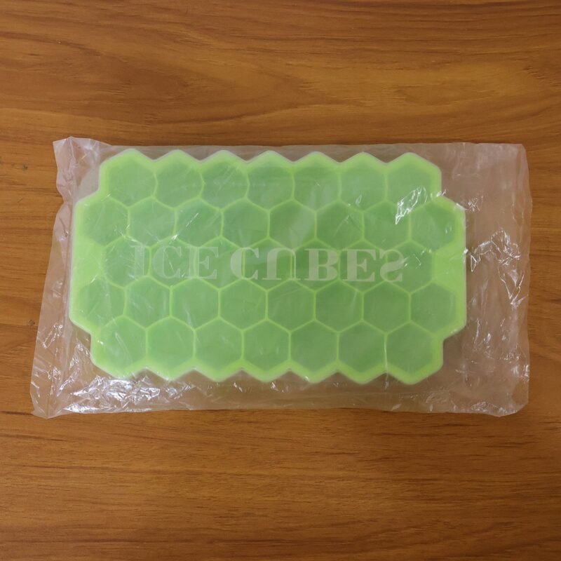 Honeycomb Silicone Ice Cube Tray with Lid – Hexagon Shape Design