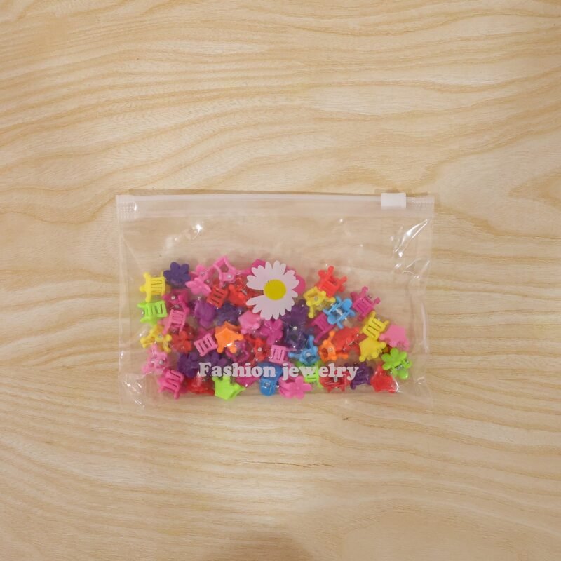 07_10630d45-c0e7-4bb4-b66d-fa299cf582b0.jpg Mini Hair Claw Clips Set � Cute & Strong Grip Styling Accessories