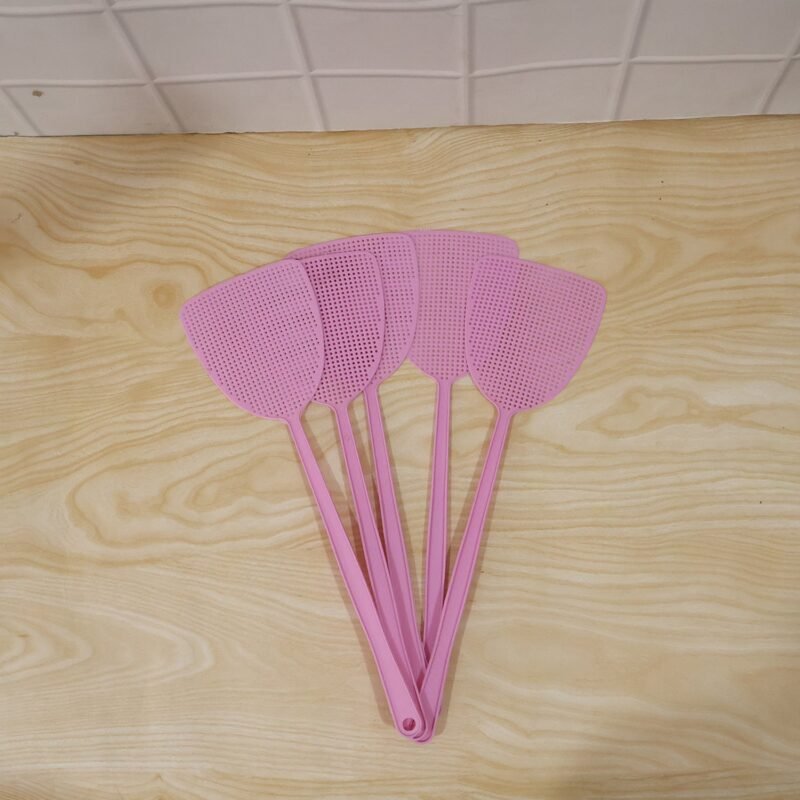 Manual Fly Swatter � Durable Lightweight Pest Control Tool