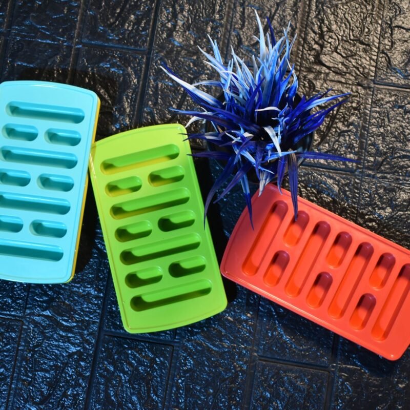 08_b8887109-adf2-4895-96e3-0d6ec6ff0cf7.jpg Ice Tray Set � Lightweight & Easy to Use for Quick Ice Making