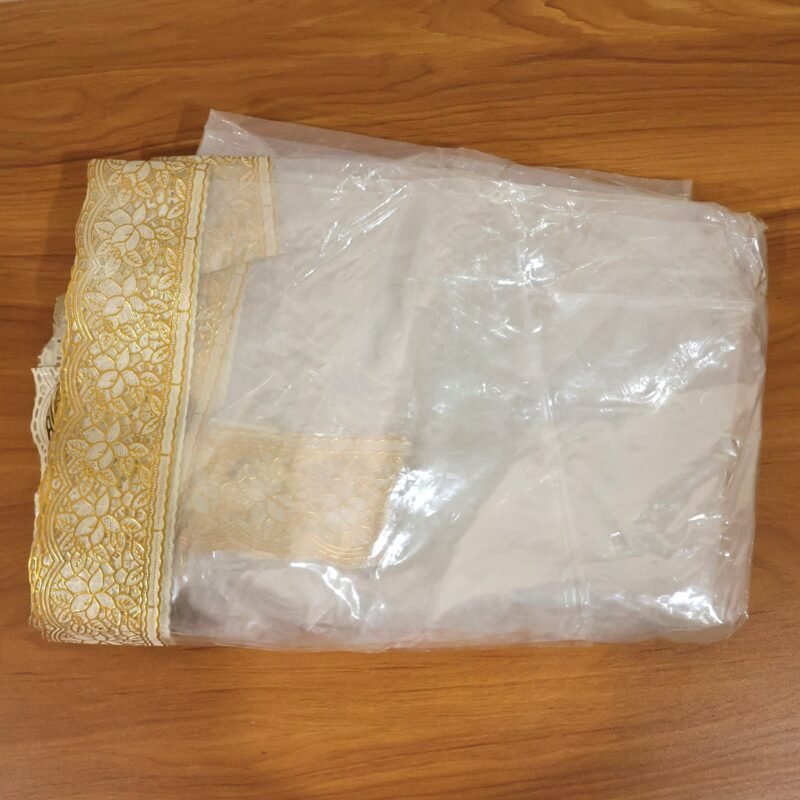 08_d30b0a70-1a80-40cb-8a2f-1482967fb591.jpg Transparent PVC Table Cover � Waterproof & Stylish for Dining & Center Tables