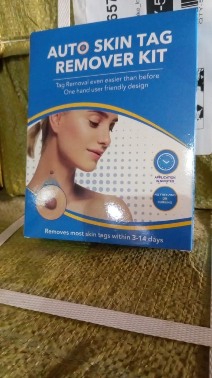 08a5e66b-baf8-43dd-a3d5-7f9b93a7b9a9_7072c015-aeac-4764-9f8b-27266c3a60c3.jpg Skin Tag Remover Kit 2-in-1 � Painless Home Use | Arrive Kit