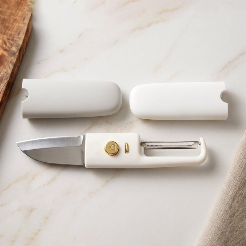 2-in-1StainlessSteelKnife_Peeler-06_e44d77b7-06e8-4f52-b300-78a9329d8350.jpg Multifunctional Peeler – 2-in-1 Knife & Sawtooth for Kitchen | ChefAura