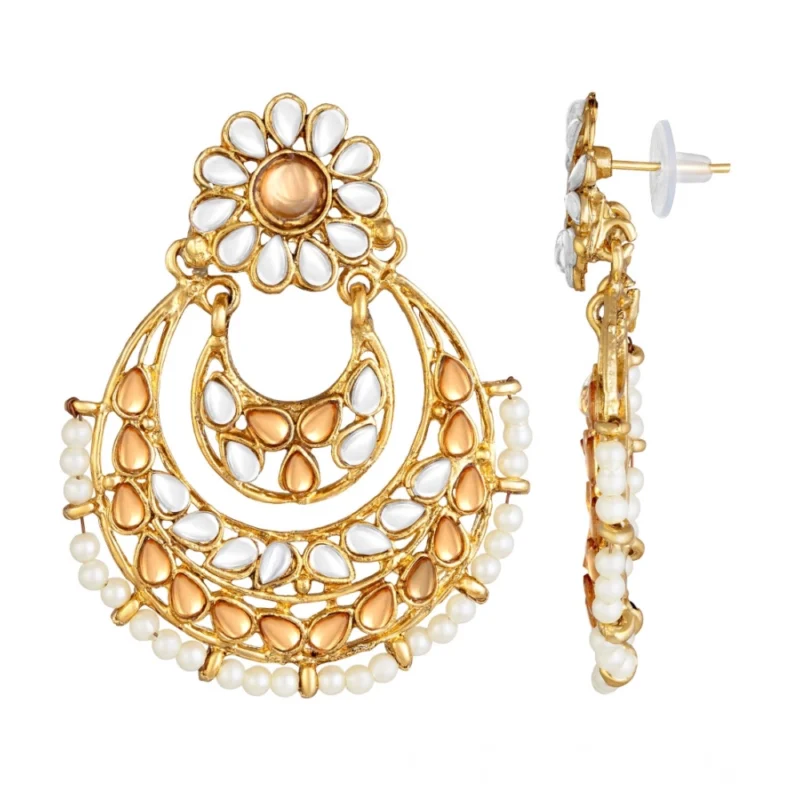 53534127321_c2b13697ce_o_d-1000x1000-1.webp Generic Women's Rose Gold Plated Alloy Kundan Earrings & Mangtikka (White & Gold)