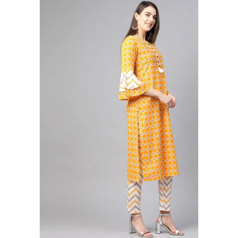 53590811568_24b034f763_o_d-1000x1000-1.webp Generic Women's Casual 3/4 th Sleeve Floral Printed Cotton Kurti Set (Mustard)
