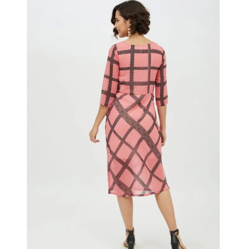 54039185396_22febb210f_o_d-1000x1000-1.webp Generic Women's Polyester Checkered 3-4th Sleeves Below Knee Dress (Pink)