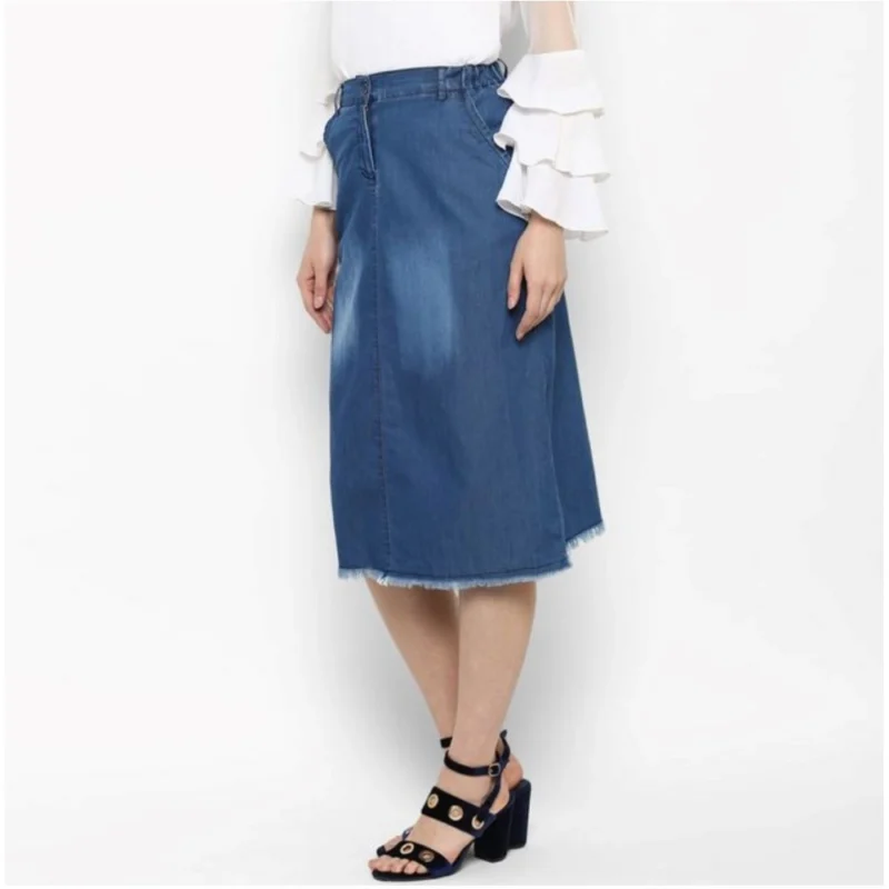 54039642255_eef43aac5f_o_d-1000x1000-1.webp Generic Women's Denim Washed Buttoned Skirt (Blue)