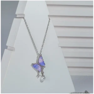 Generic Women's Stainless Steel Butterfly Dailywear Pendent Delicate Chain (Silver Plated)
