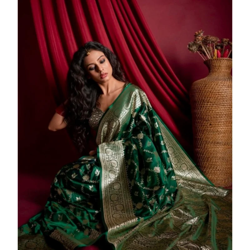 Generic Women's Silk Printed Saree With Unstitched Blouse 5.5Mtr (Dark Green)