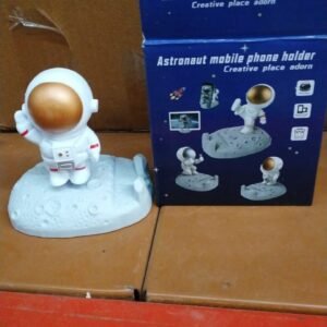 57bb5bb3-1a3b-4369-9678-10736249055a.jpg Astronaut Phone Holder � 3D Spaceman Design, Resin | PHOBIA