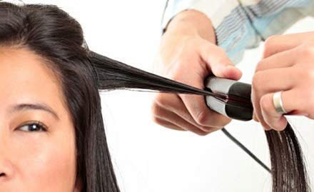 Mini Hair Styler – Ceramic Straightener & Curler | Velvet Wellness