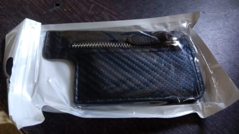 Adhesive Card Phone Holder � Zipper Pocket Wallet | Mobil�on