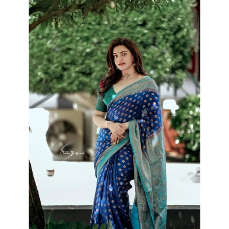 BSB233-SASYYYH-5012-nvyblu-Main-1000x1000-1.webp Generic Women's Litchi silk Printed Saree With Unstitched Blouse (Navy Blue)