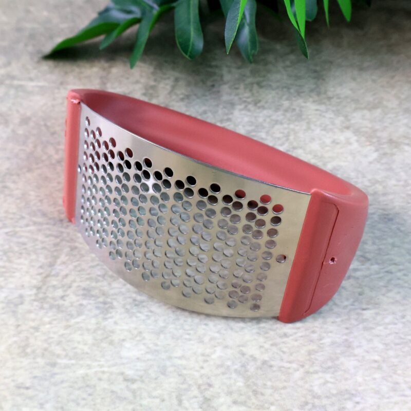 Garlic-Press-Rocker-04.jpg Garlic Press – Ergonomic Curve for Easy Crushing