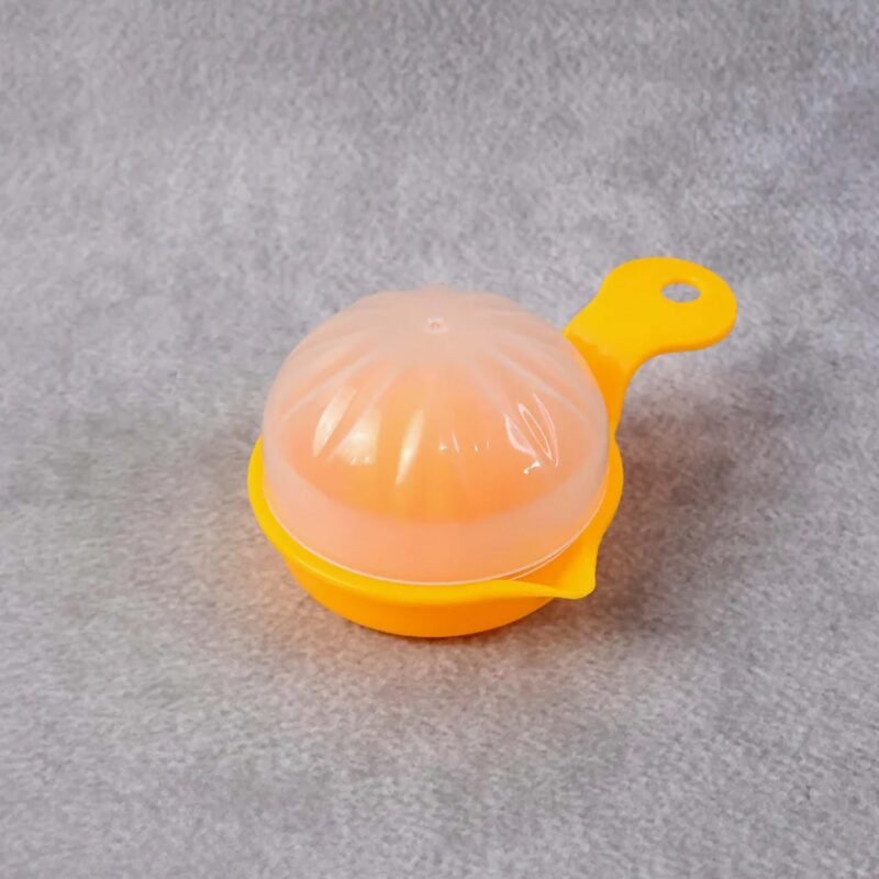 Hand-Operated Citrus Juicer � Compact, Easy to Use & Mess-Free