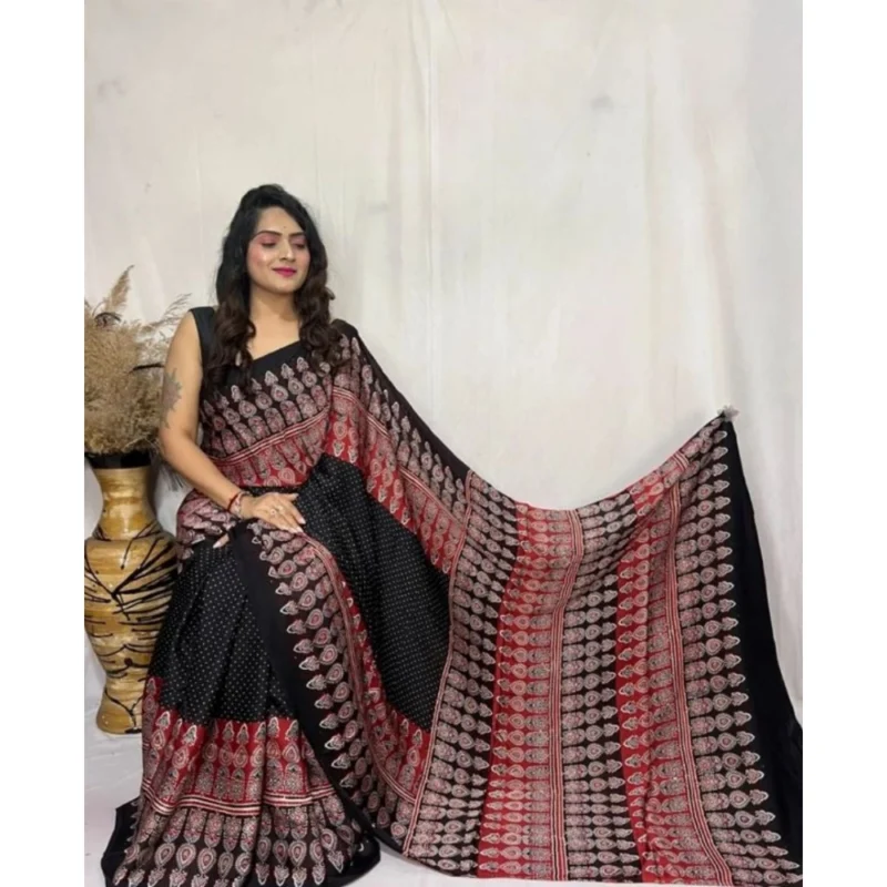 PID-62461-Generic-Women-s-Satin-Printed-Saree-With-Unstitched-Blouse-5-5-Mtr-Black-1-1000x1000-1.webp Generic Women's Satin Printed Saree With Unstitched Blouse 5.5Mtr (Black)