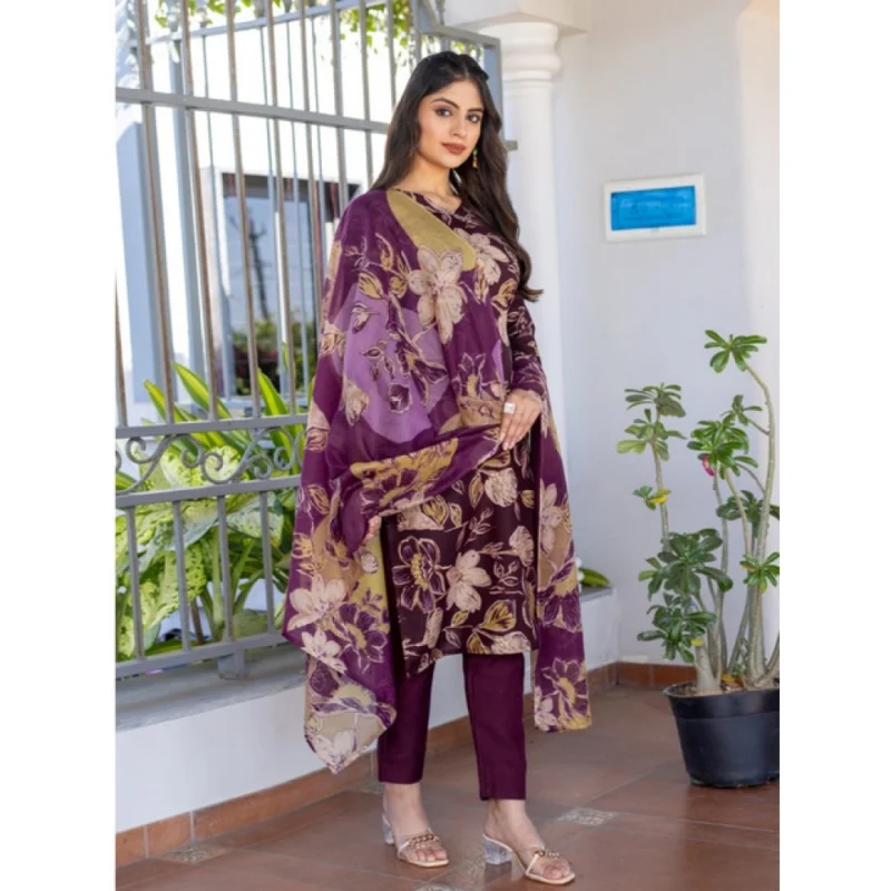 PID-63055-Women-s-Cotton-Blend-Printed-Kurti-With-Pant-Dupatta-Set-Purple-3-1000x1000-1.webp Generic Women's Cotton Blend Printed Kurti With Pant Dupatta Set (Purple)