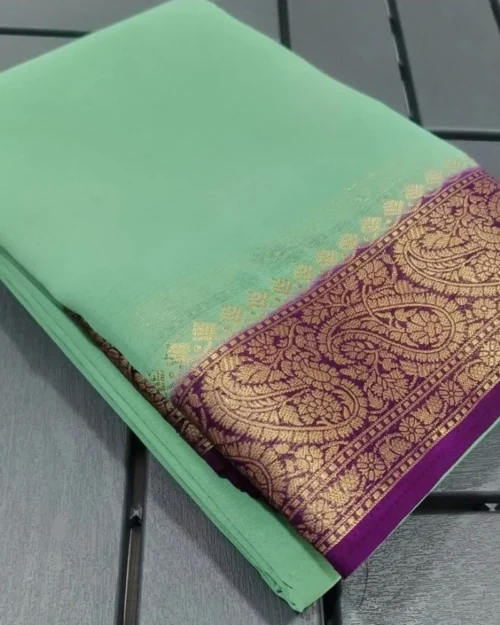 Generic Women's Crepe Chit Pallu Solid Saree With Unstitched Blouse 5.5Mtr (Light Green)