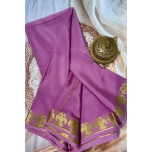 Generic Women's Crepe Chit Pallu Solid Saree With Unstitched Blouse 5.5Mtr (Pink)