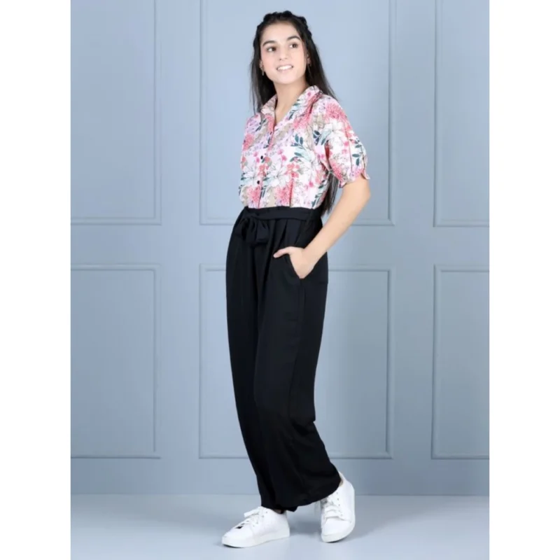 PID-66113-Girl-s-Short-Sleeves-Floral-Jumpsuit-White-Black-3-1000x1000-1.webp Generic Girl's Polyester Floral Short Sleeves Jumpsuit (White-Black)