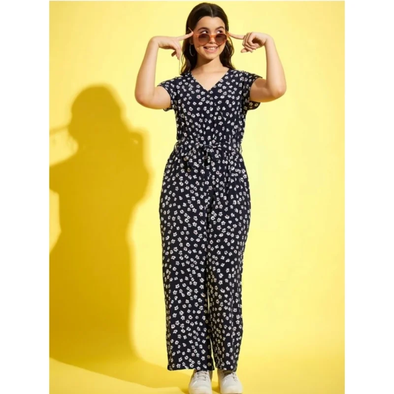 PID-66118-Girl-s-Short-Sleeves-Floral-Jumpsuit-Navy-white-3-1000x1000-1.webp Generic Girl's Polyester Moss Floral Short Sleeves Jumpsuit (Navy-white)