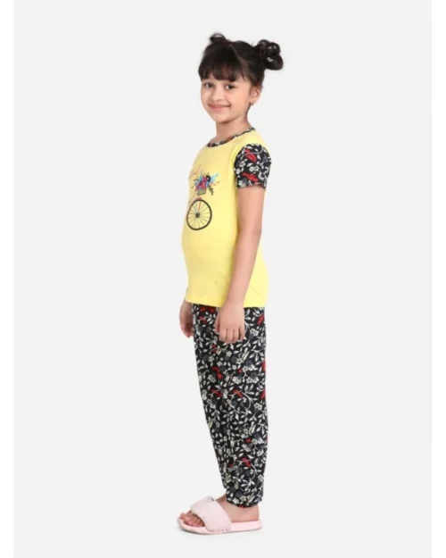 PID-66140-Girl-s-Night-Suit-Set-Yellow-Black-3-1000x1000-1.webp Generic Girl's Cotton Hosiery Printed Night Suit Set (Yellow-Black)