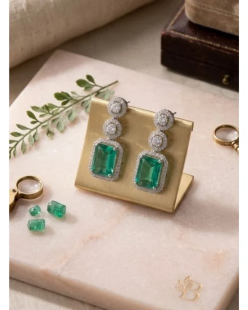 Generic Women's Brass Silver Plated Drop Earrings (Green)