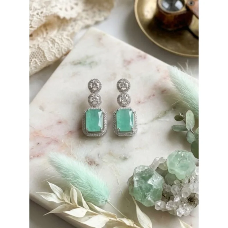 PID-66253-Women-s-Brass-Silver-Plated-Drop-Earrings-Turquoise-1-1000x1000-1.webp Generic Women's Brass Silver Plated Drop Earrings (Turquoise)