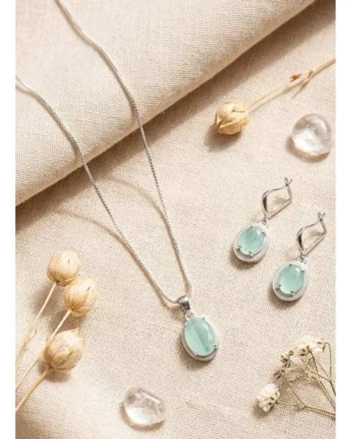 Generic Women's Brass Silver Plated Pendant Set (Turquoise)