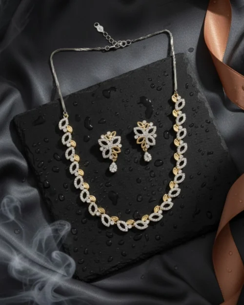 Generic Women's Brass Silver Plated Necklace set (Silver)