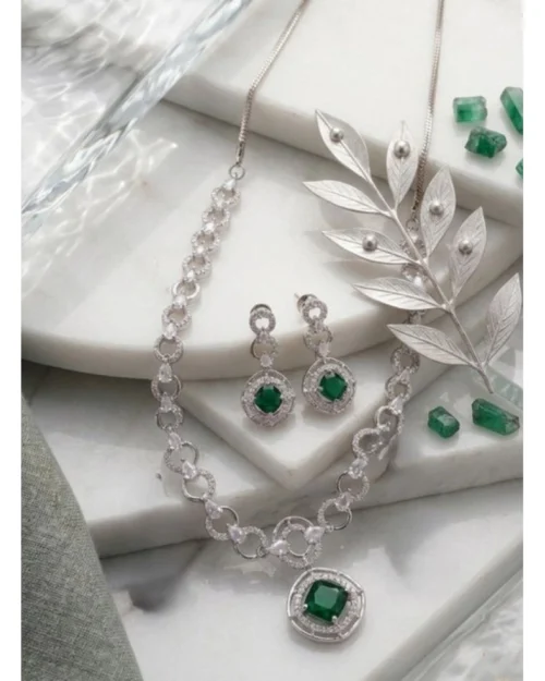 Generic Women's Brass Silver Plated Necklace set (Green)