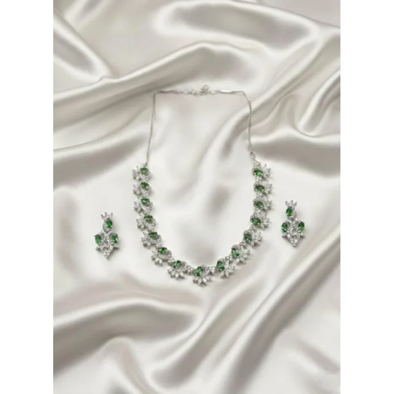 Generic Women's Brass Silver Plated Necklace set (Green)